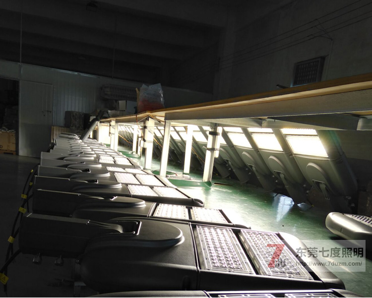 东莞宅男666视频社区照明LED路灯寿命长的原因