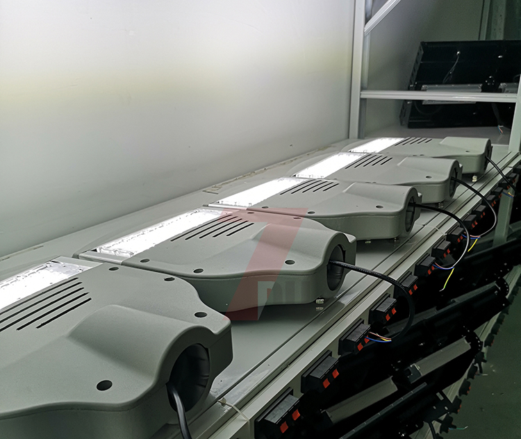 40W-60W LED路灯灯具老化实拍(宅男666视频社区照明)