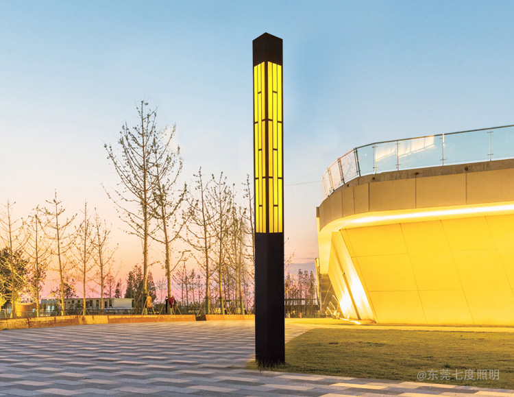 4米特色公园方形宅男在线观看柱亮灯效果实景